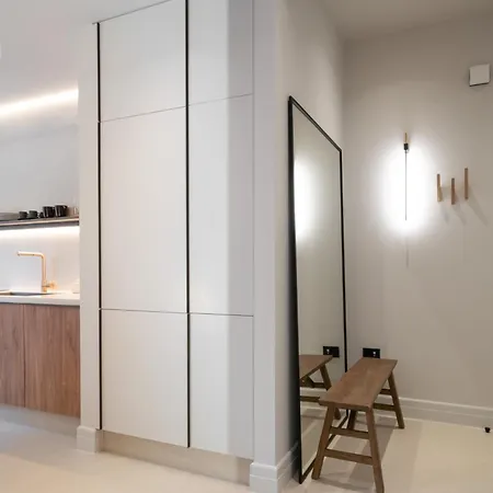 Muse Apartment By Lobbysquare Athens Exterior photo