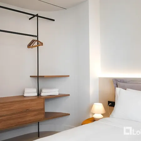 Muse Apartment By Lobbysquare Athens Exterior photo