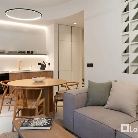 Muse Apartment By Lobbysquare Athens Exterior photo